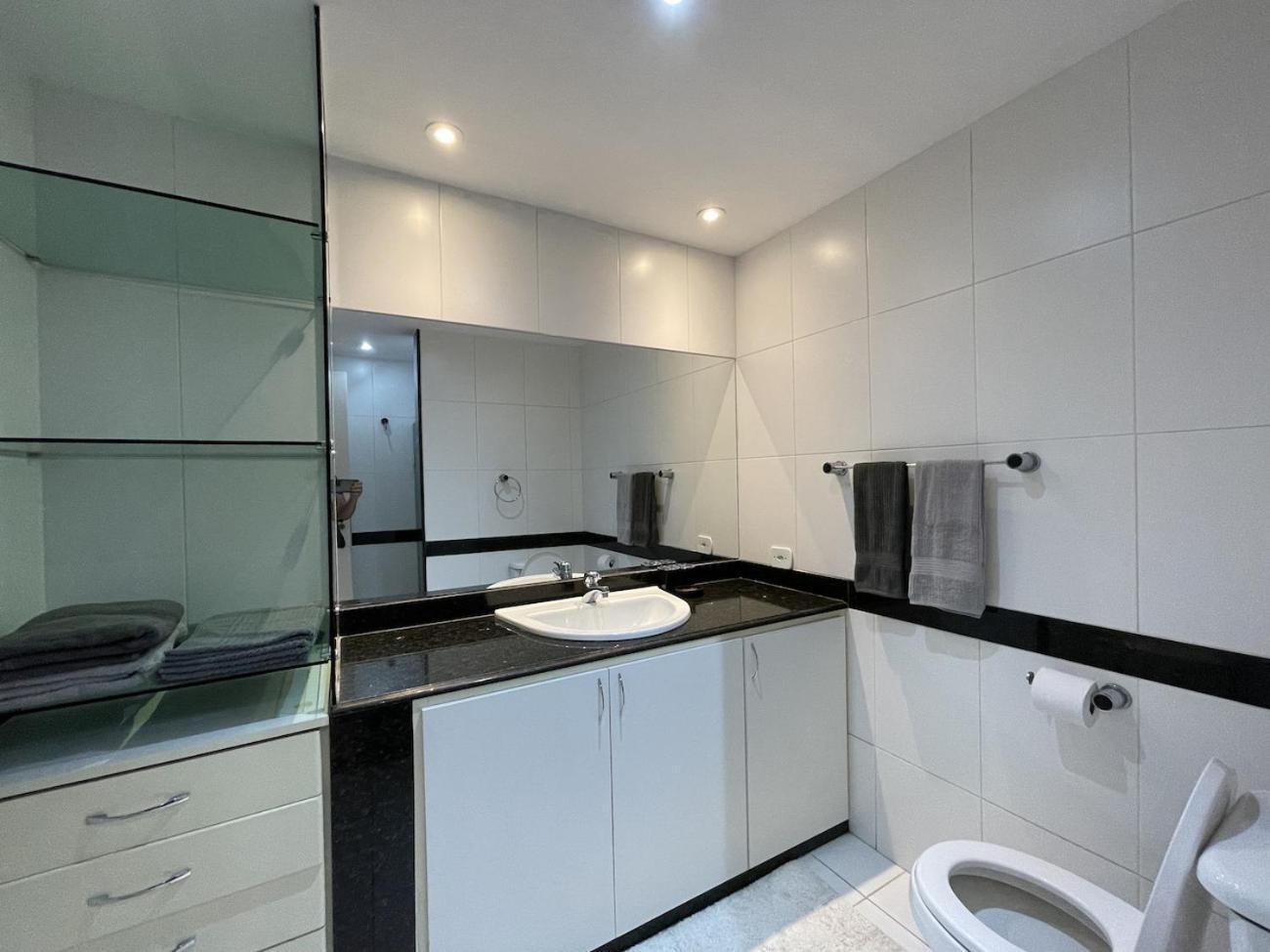 Apartamento Encantador Com Piscina - Besthostrio Рио-де-Жанейро Экстерьер фото